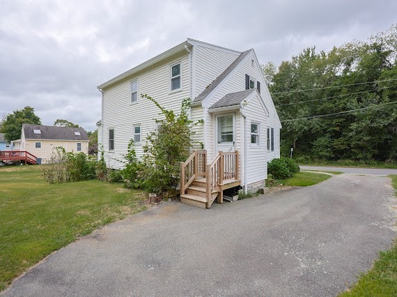 96 Drake Ave
