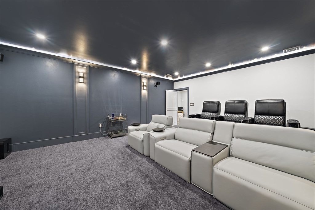 116 Indian Ln