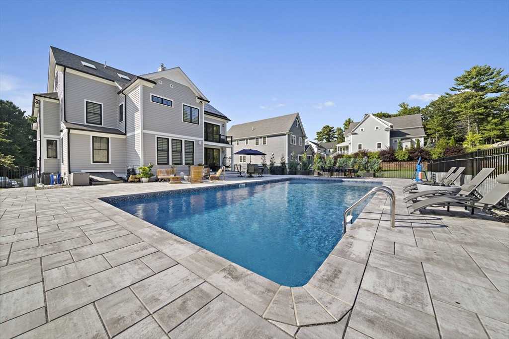 116 Indian Ln