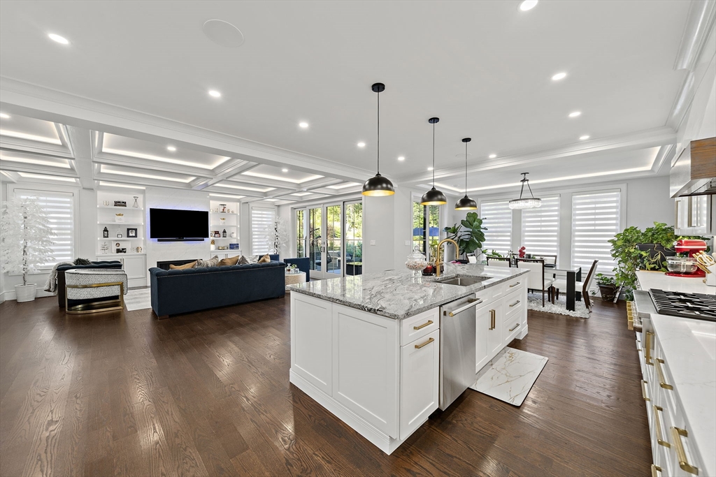 116 Indian Ln