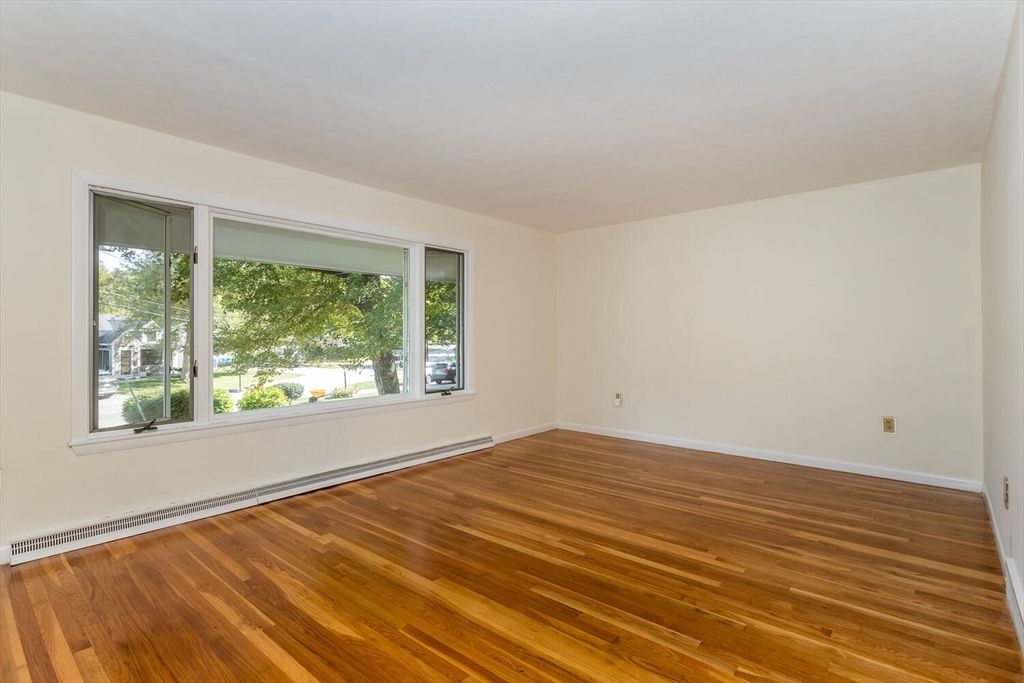 19 Walnut Knls