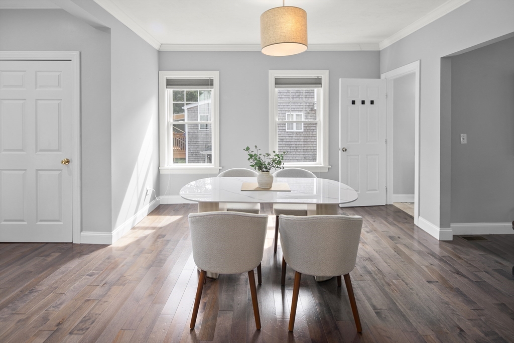 104 Center St # 104