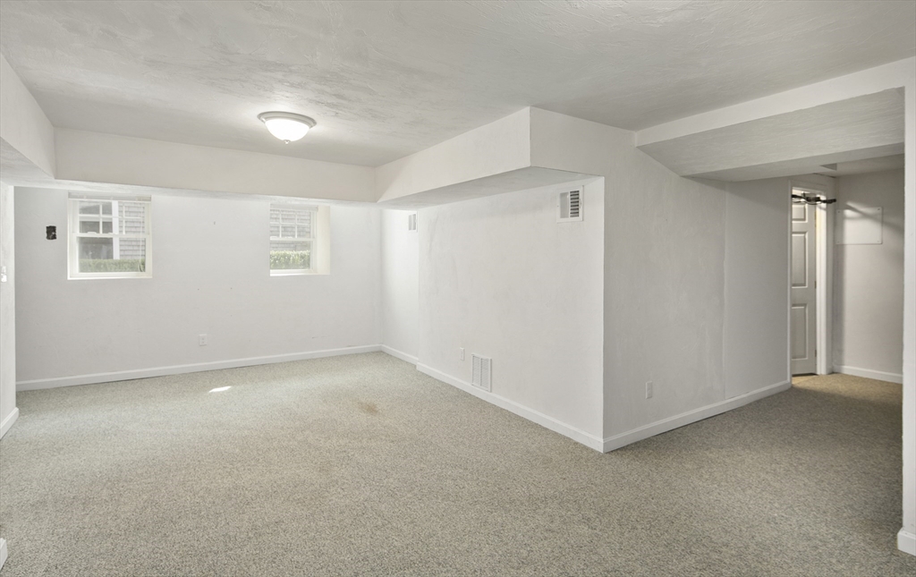 104 Center St # 104