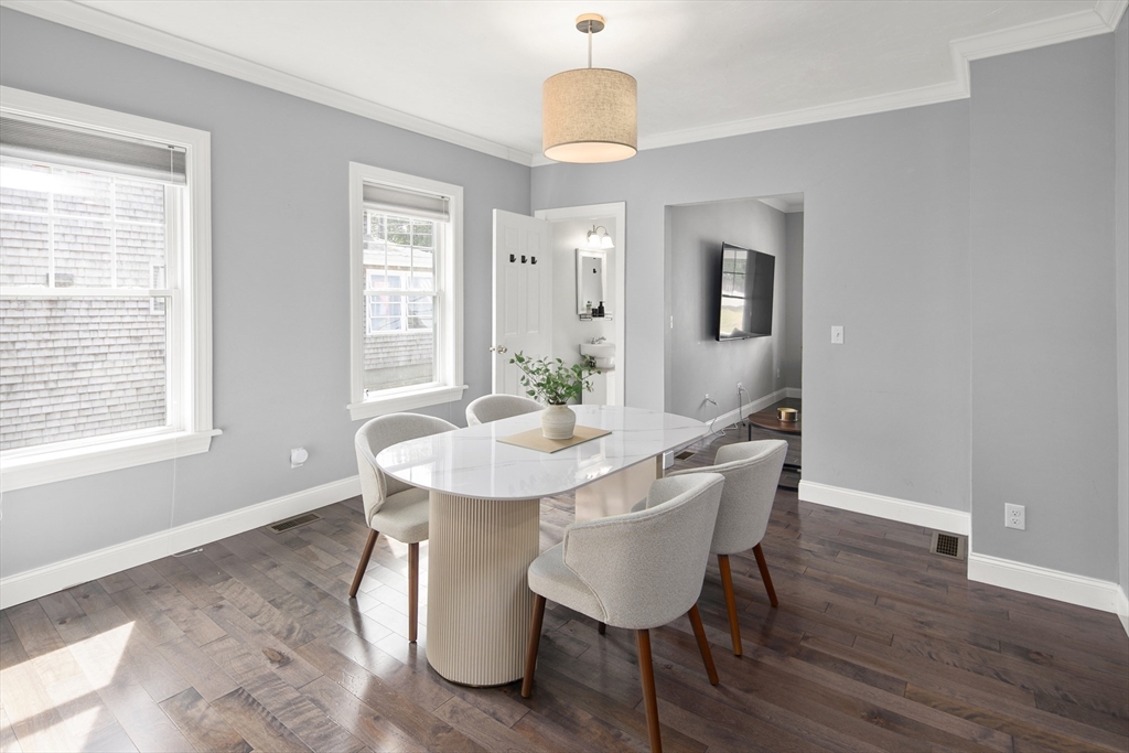 104 Center St # 104