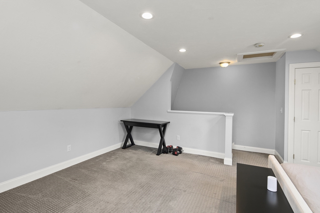 104 Center St # 104