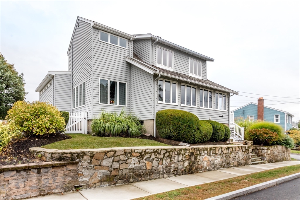 43 Parke Ave