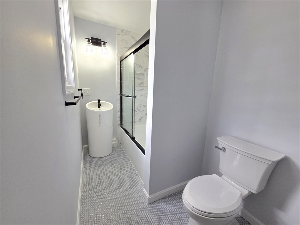 276 Sumner St # 1