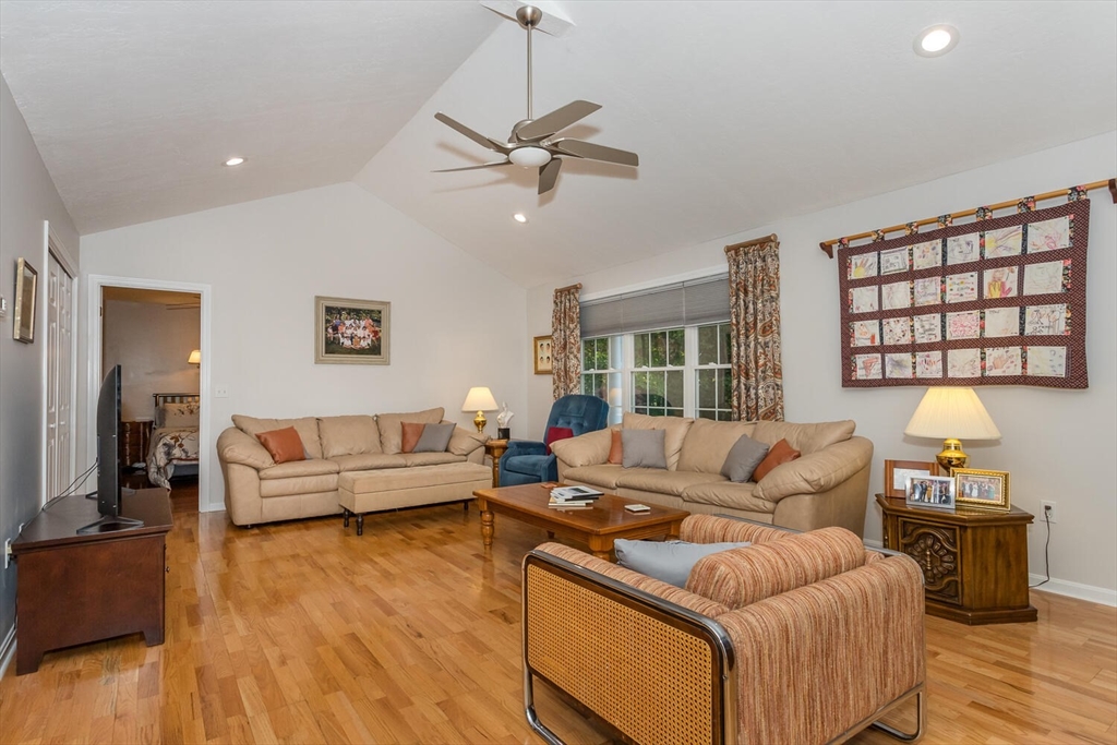 11 Kathleen Grant Road