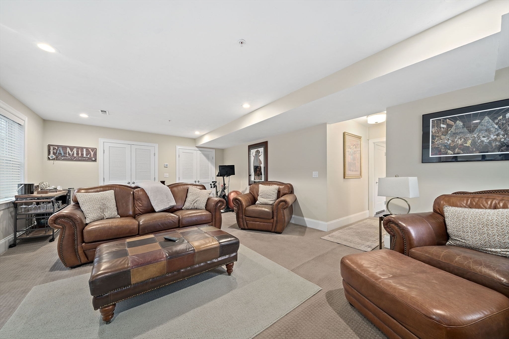 6 Audubon Way # 6