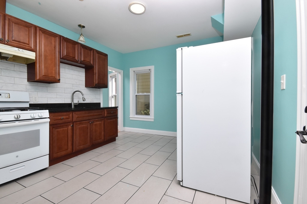 11 Oakland Ave # 1