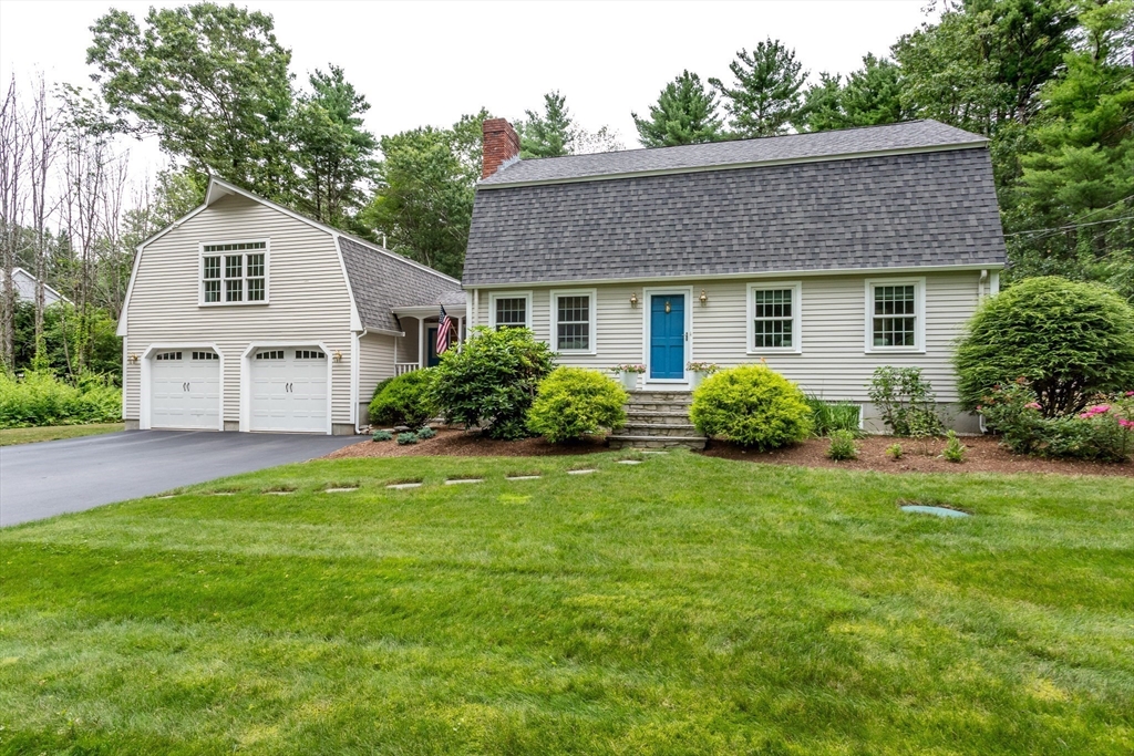 37 Daniels St