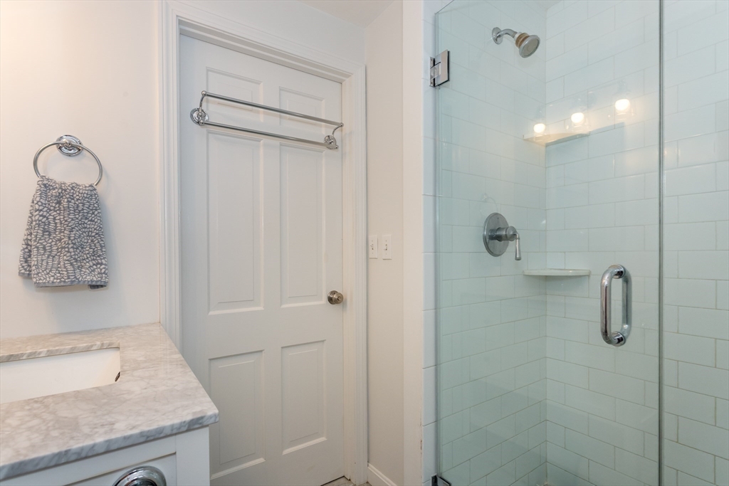 37 Daniels St