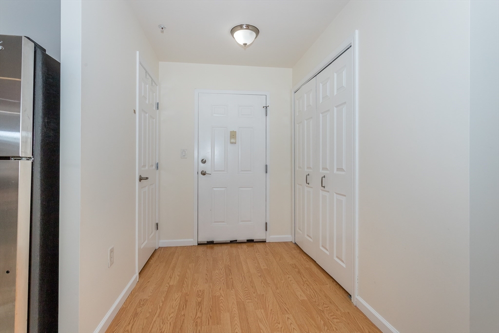 1 Cityview Ln # 210