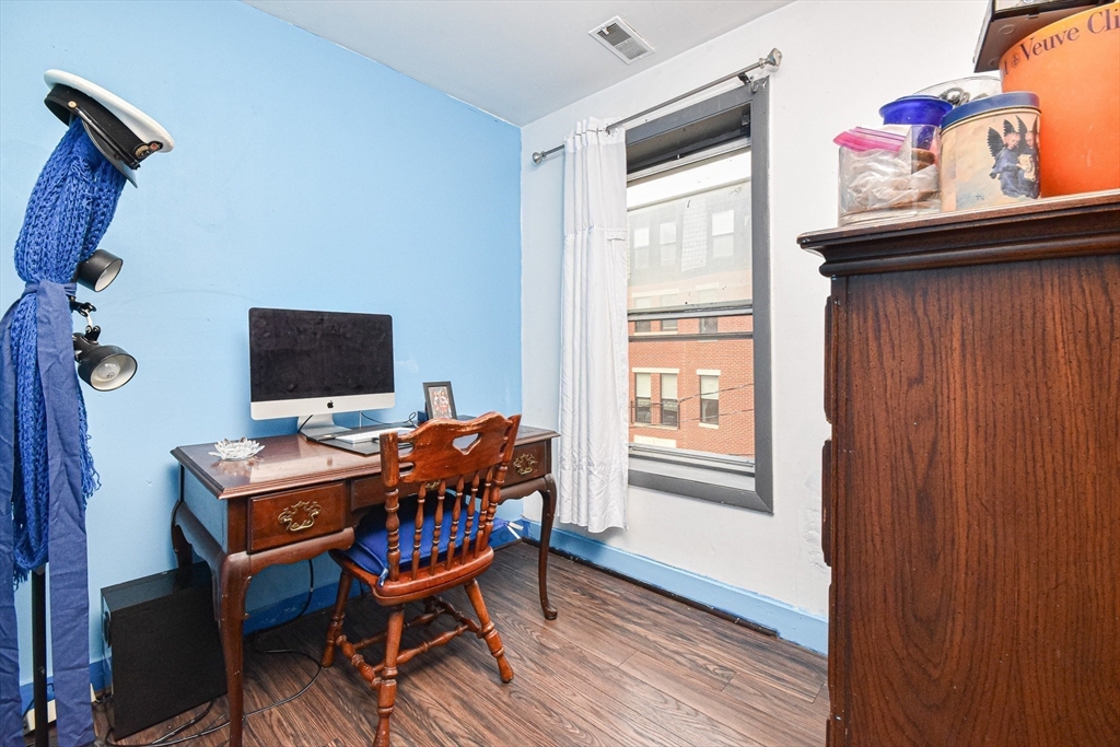61 Webster St # 3, Boston Unit: 3