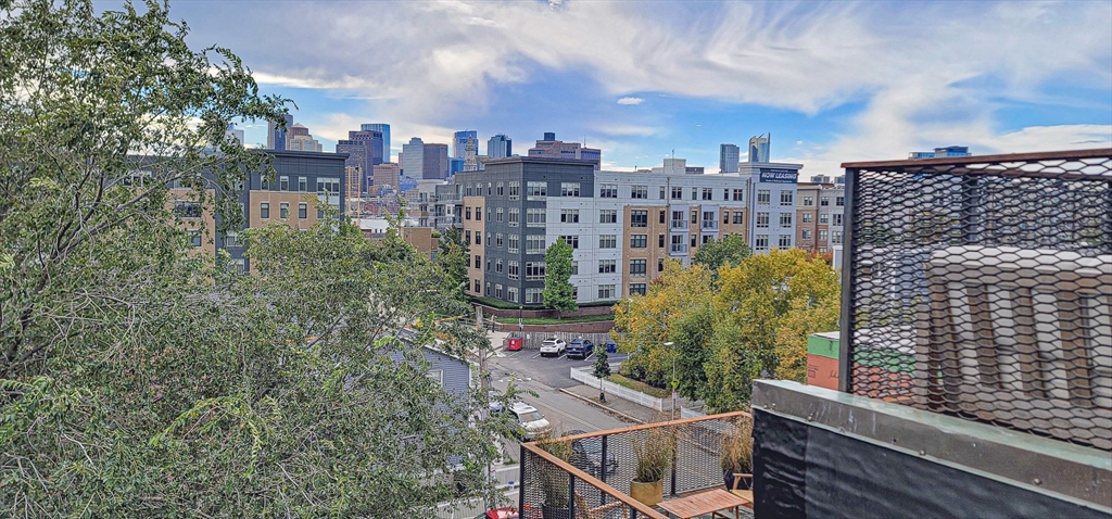 61 Webster St # 3, Boston Unit: 3
