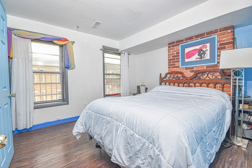 61 Webster St # 3, Boston Unit: 3
