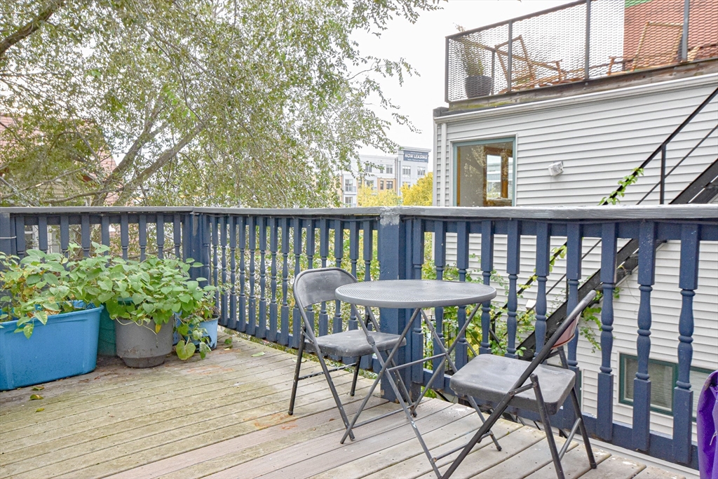 61 Webster St # 3, Boston Unit: 3