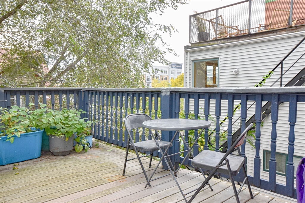 61 Webster St # 3, Boston Unit: 3