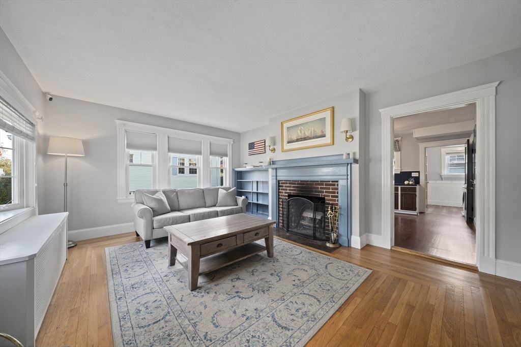 167 Cedar St, Dedham