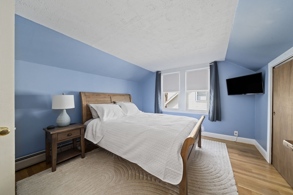 167 Cedar St, Dedham