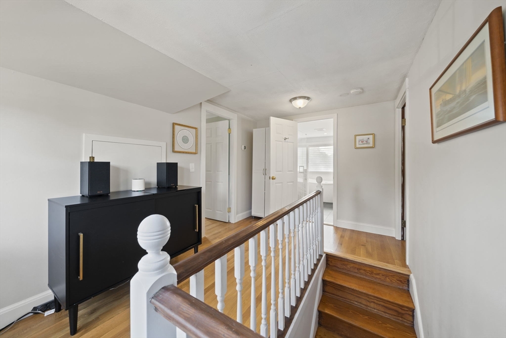 167 Cedar St, Dedham