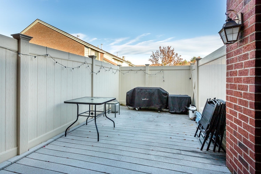 43 Elderwood Dr # 43