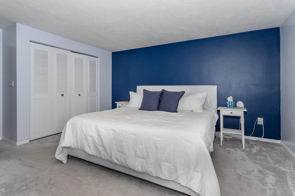 43 Elderwood Dr # 43