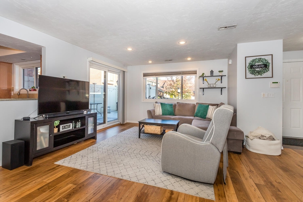 43 Elderwood Dr # 43