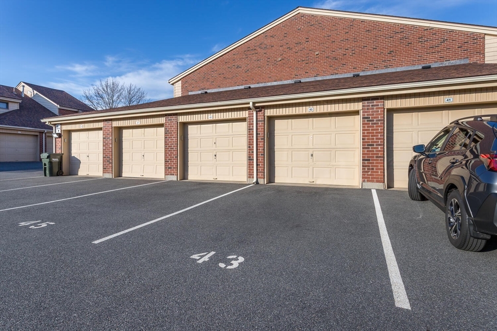 43 Elderwood Dr # 43