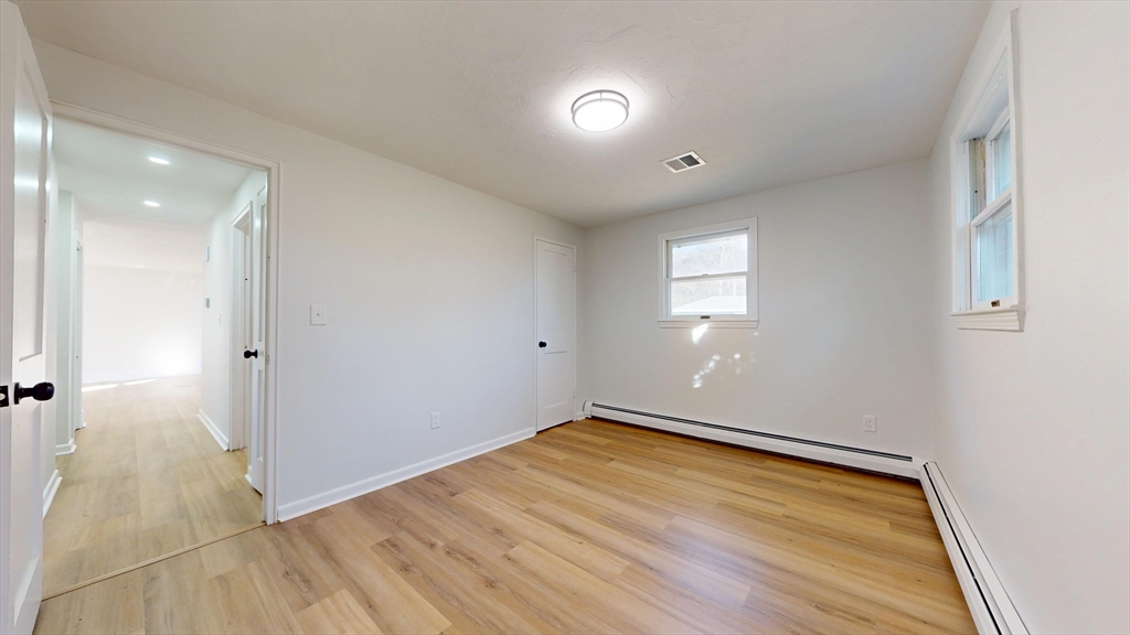 88 Roseen Road