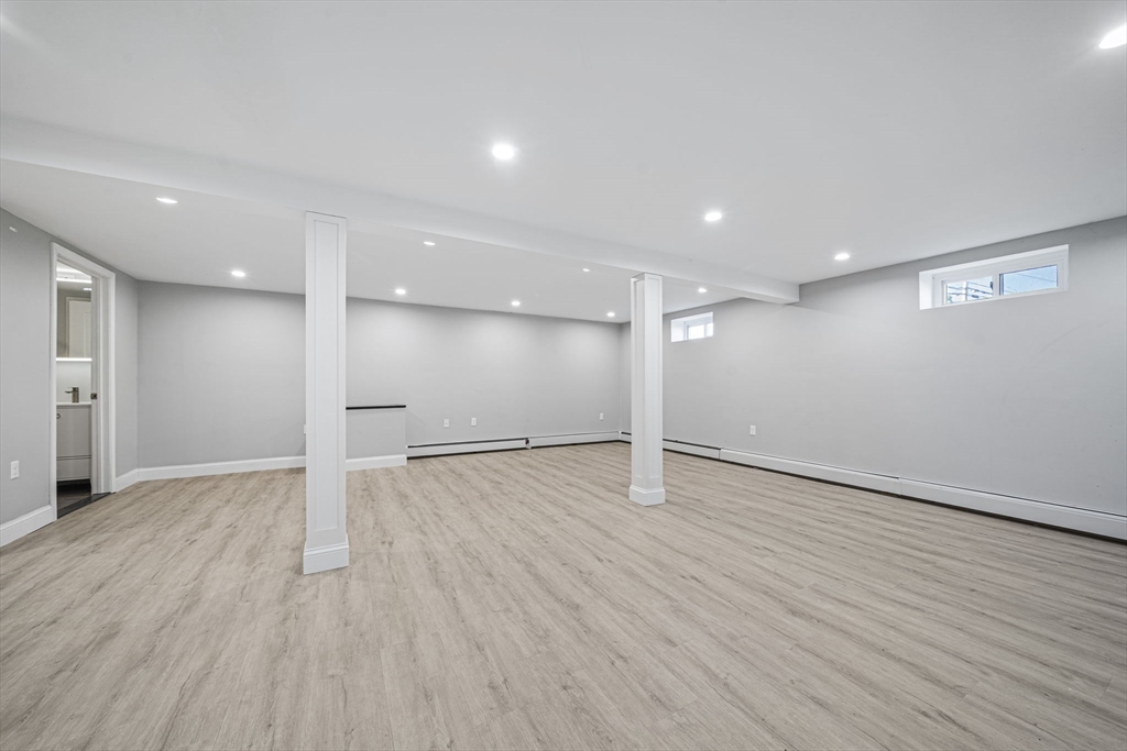 163 Pearl St