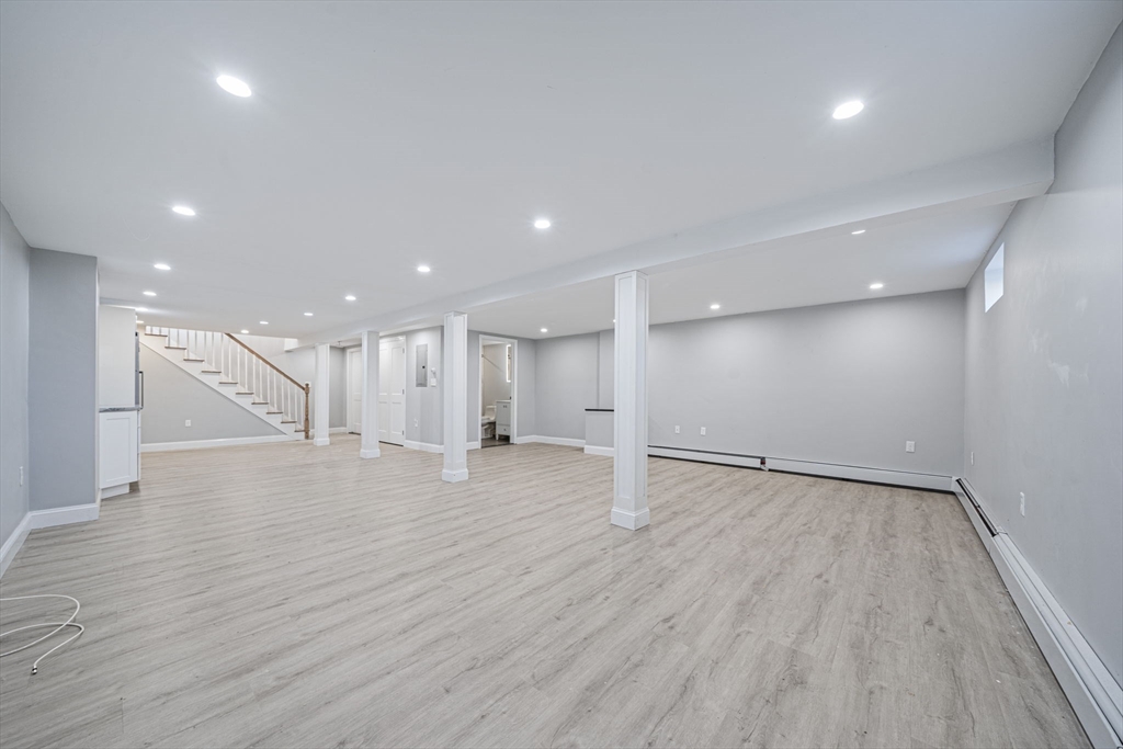163 Pearl St