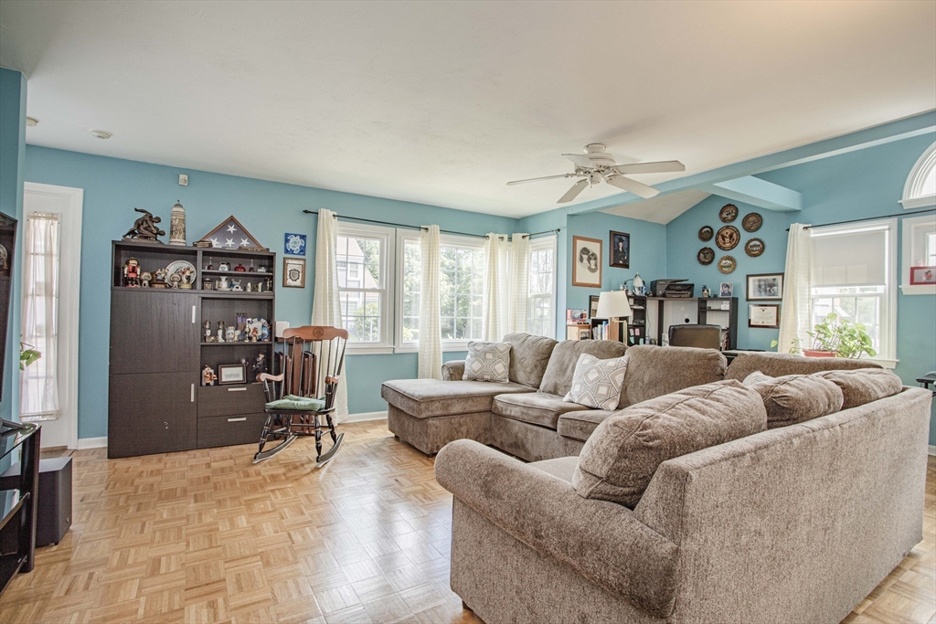 501 Auburn Street # 401