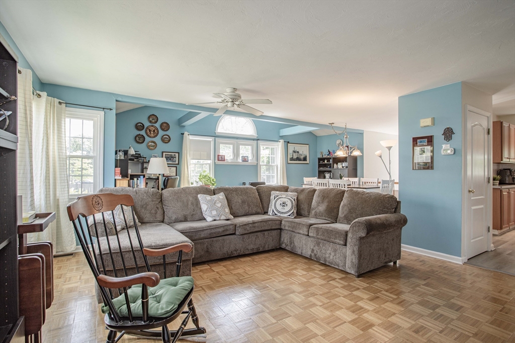 501 Auburn Street # 401