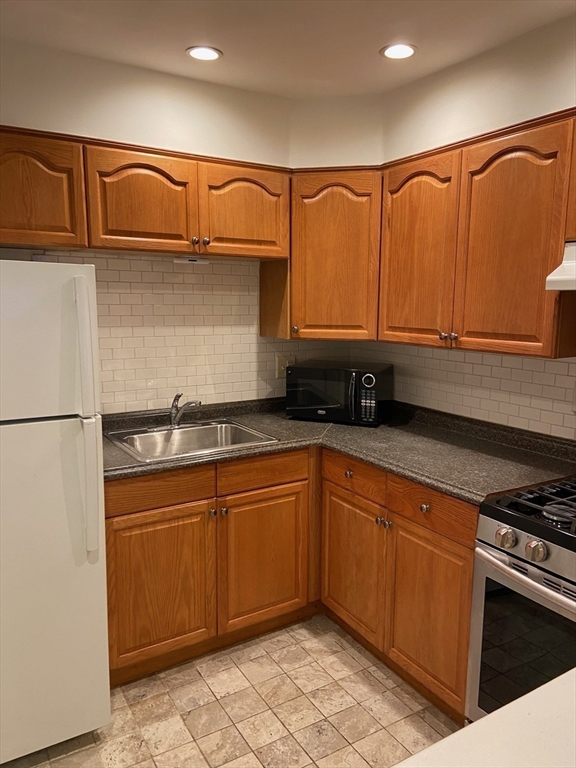 195 Idependence Ave # 114