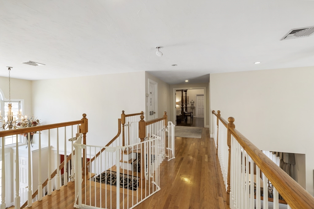 108 Waterford Dr