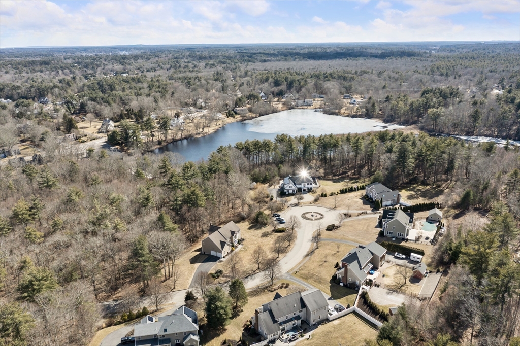 108 Waterford Dr