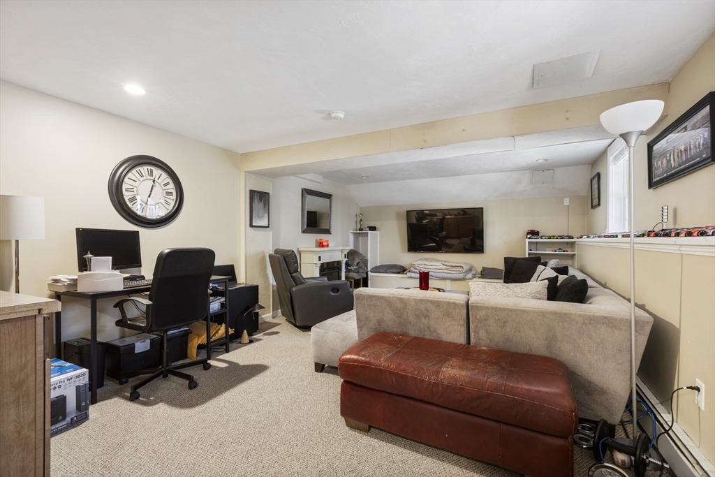 108 Waterford Dr