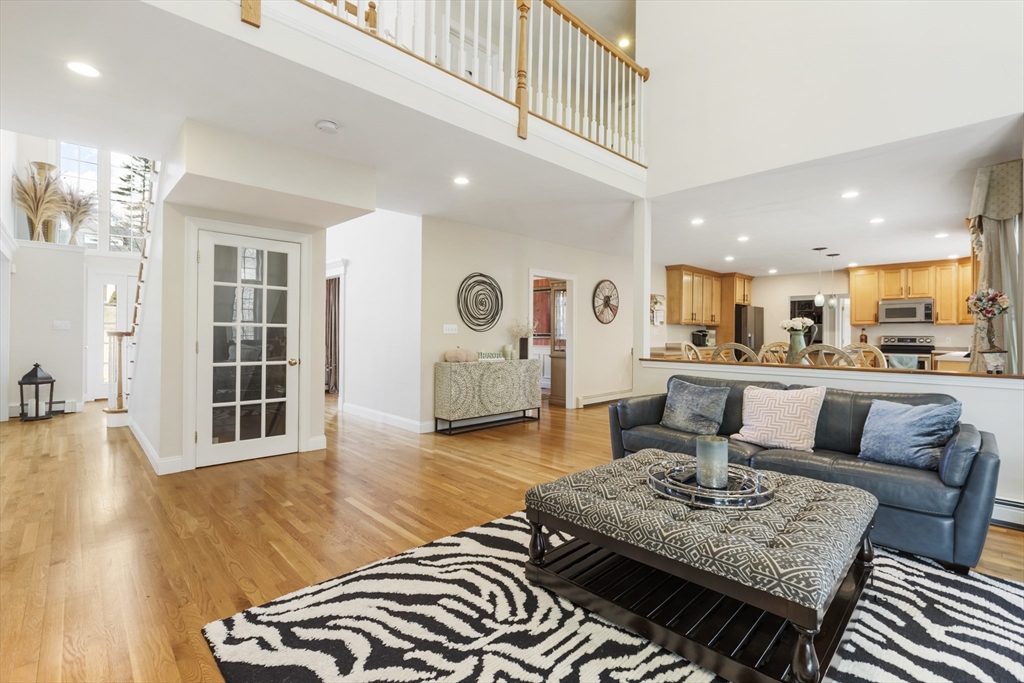 108 Waterford Dr