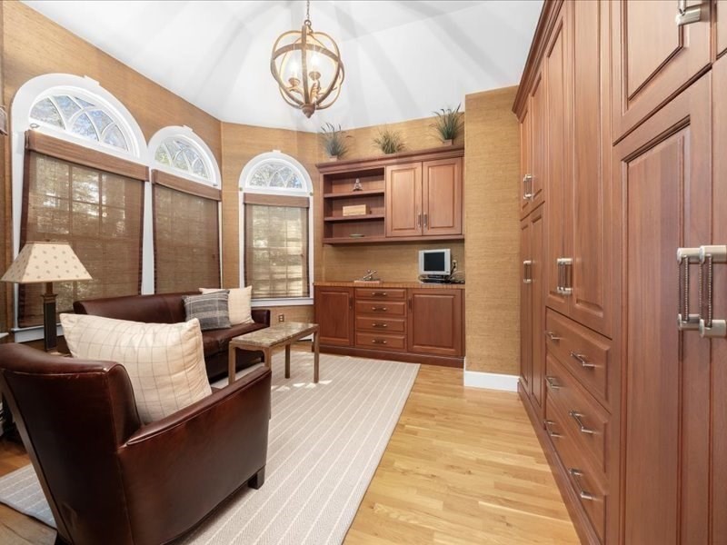 6 Brewer Way