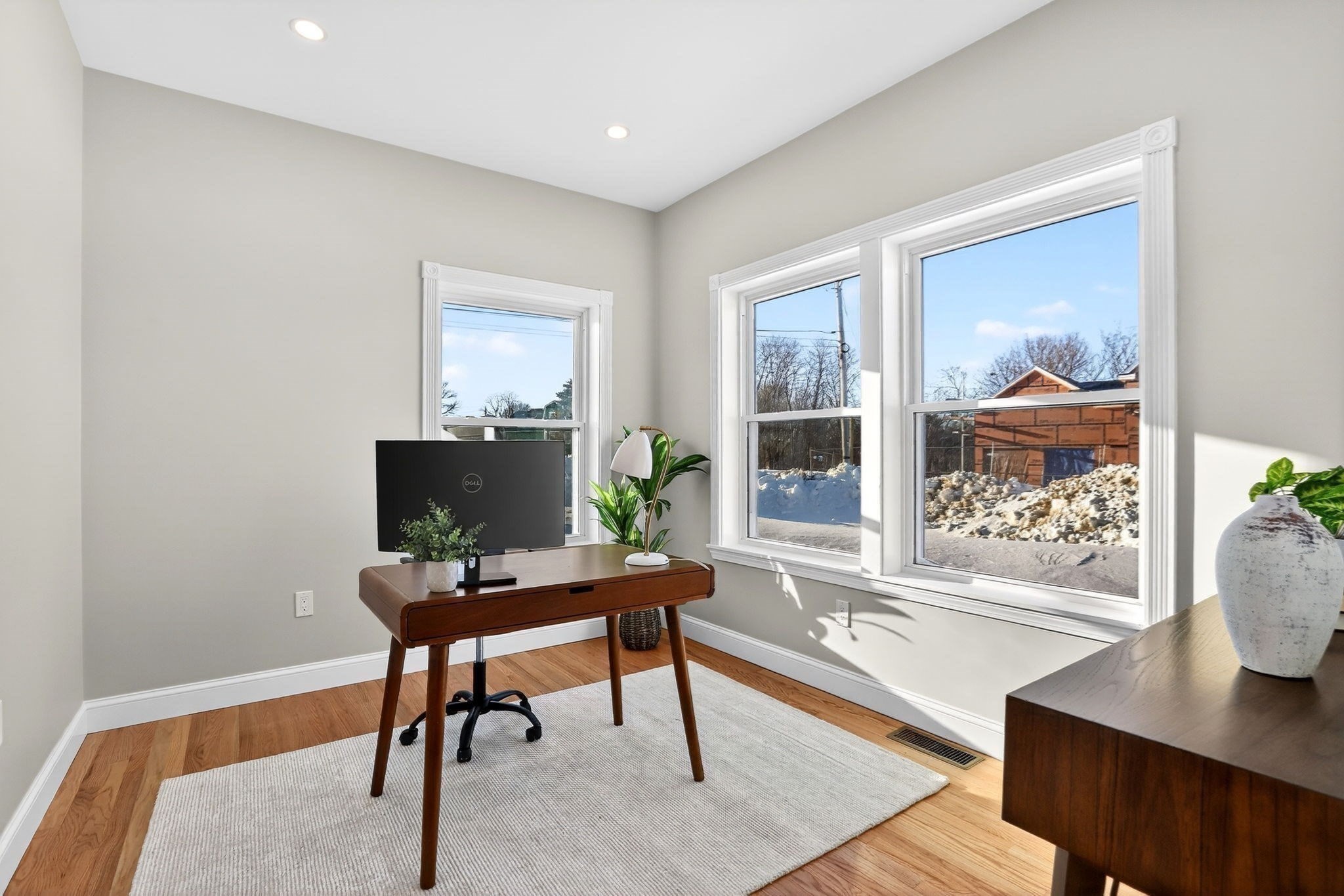 1 Goddard Dr