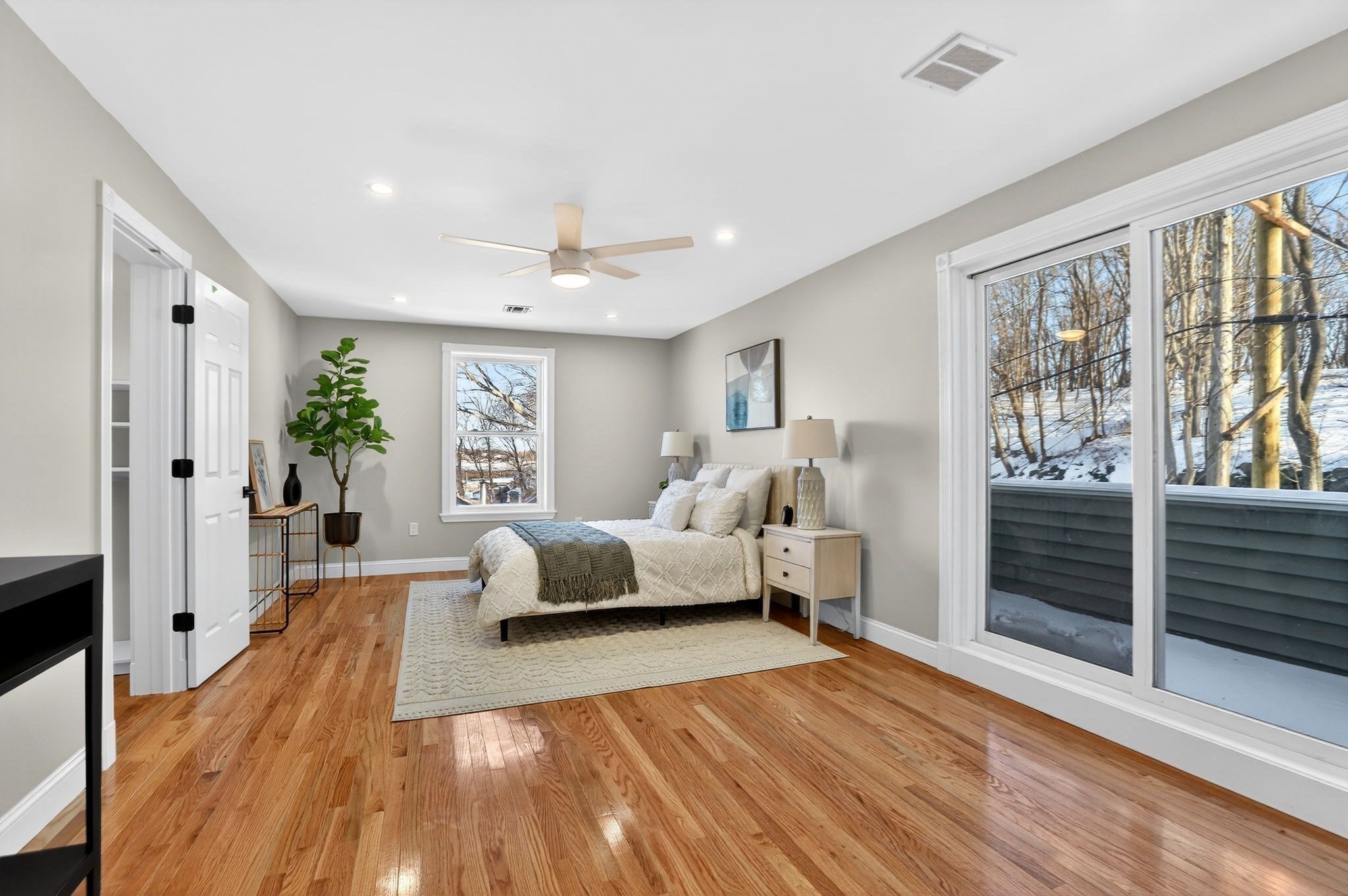 1 Goddard Dr
