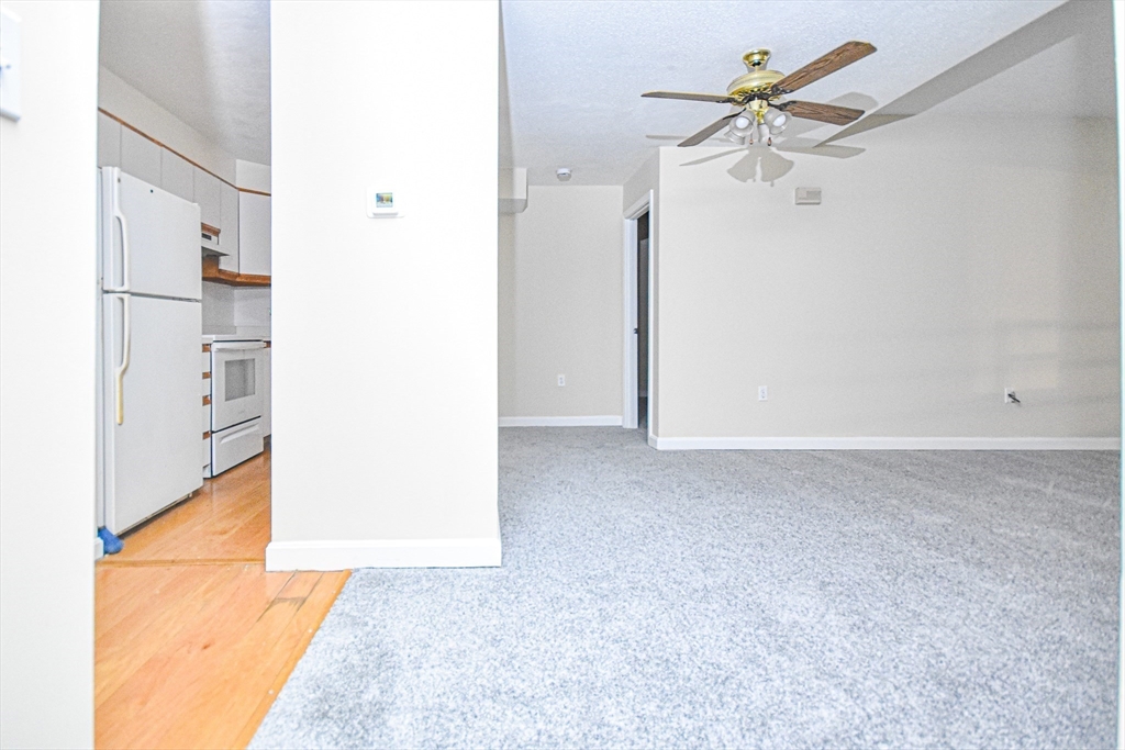 10 Pleasant St # 205