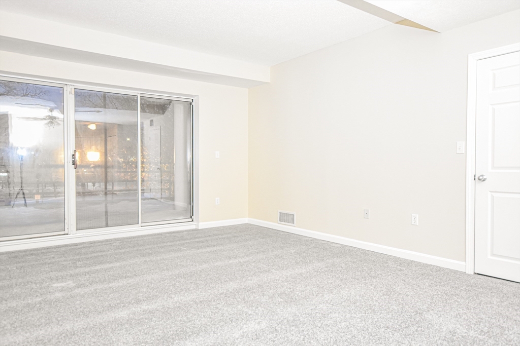 10 Pleasant St # 205