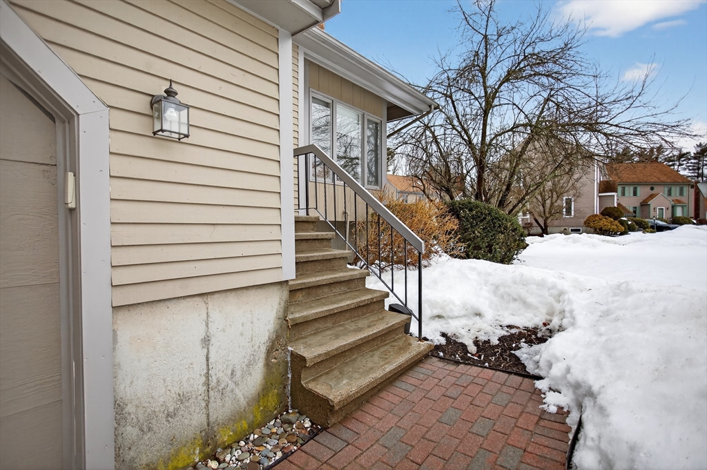 72 Copperwood Dr # 19