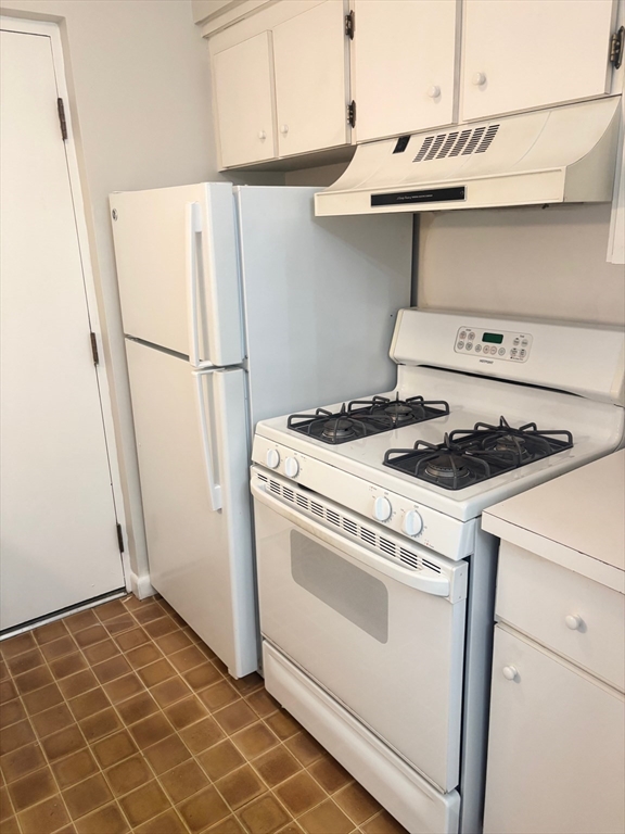 80 Walnut Street # 311