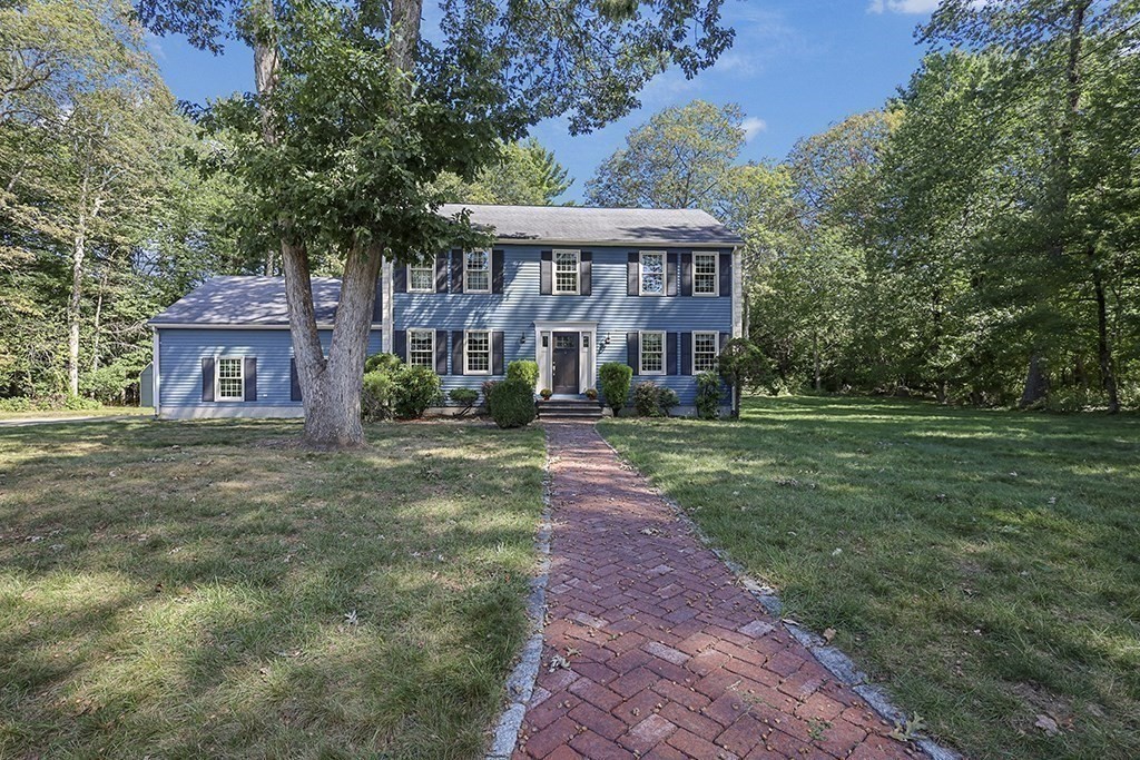 6 Lydia Ln