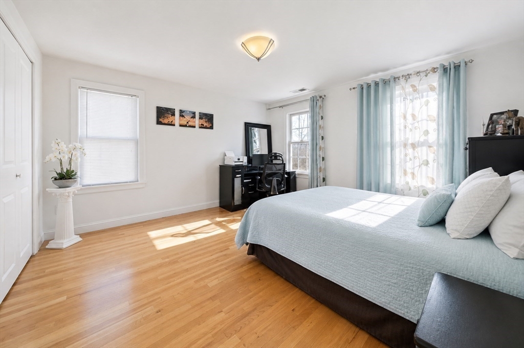 20 Coolidge Ave