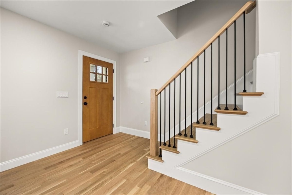 33 Donahue Way
