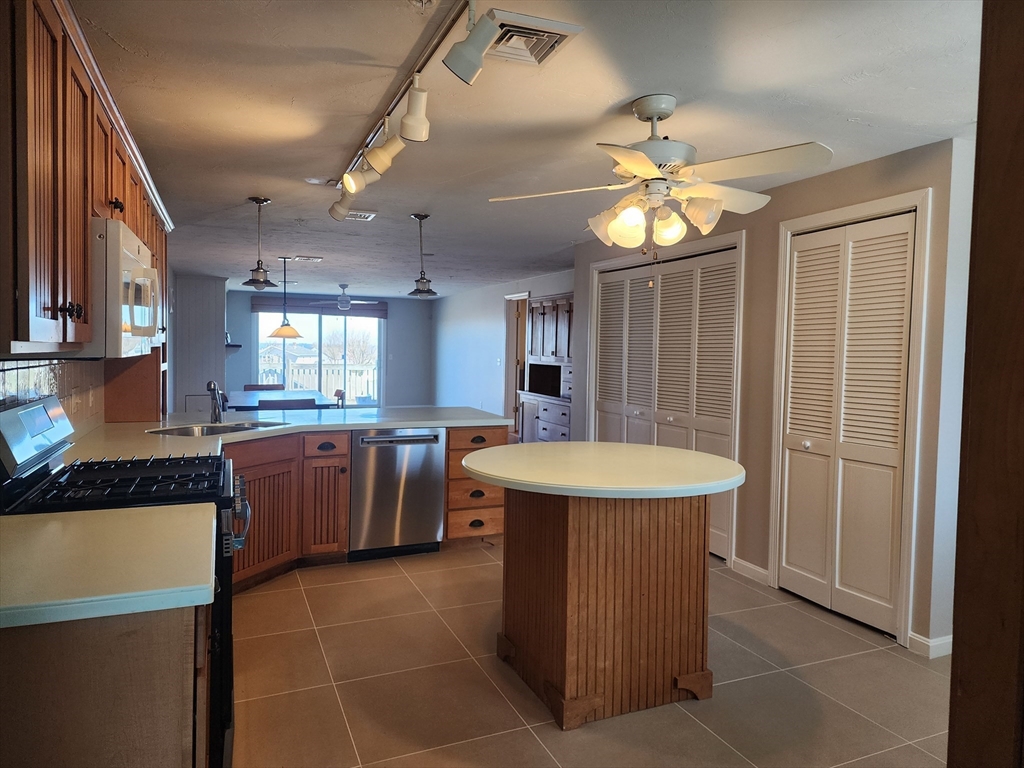 4 Highland Terrace # 415